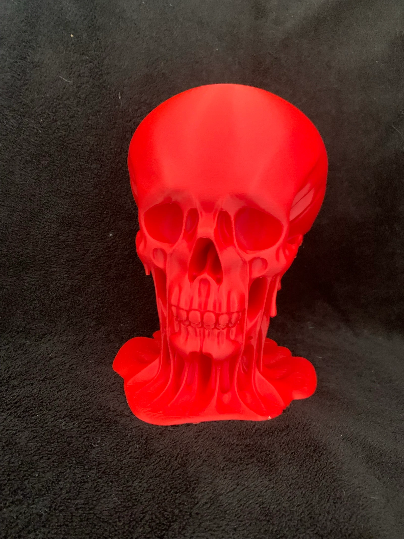 🎃💀 Crâne fondant Halloween – Figurine décorative 3D – 18 cm